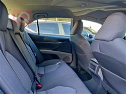 تۆیۆتا کامری